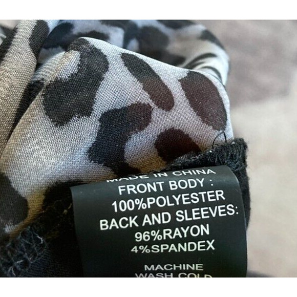 Womens Sz Medium VINCE CAMUTO Leopard Print Quarter Zip‎ Top Blouse 3/4 Sleeve - Picture 6 of 10